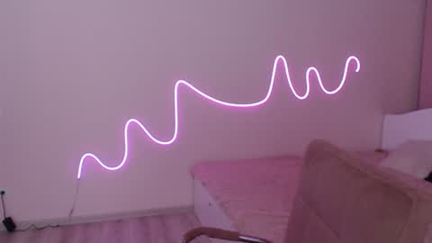 Olivia online show from December 2024 04:31:01 PM