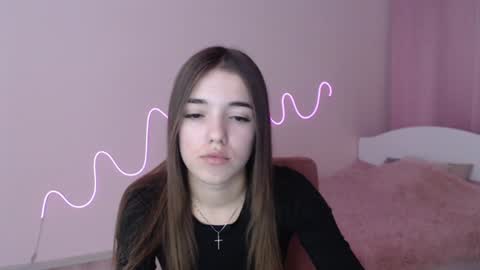 Olivia online show from December 2024 03:43:02 PM