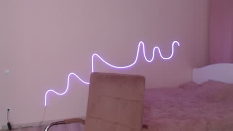 Olivia online show from December 2024 05:14:01 PM