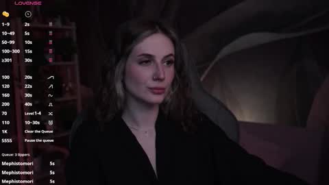 Liv online show from October 2025 04:37:01 AM