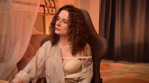 Snapshot of oliviamcclean chatting on February 2026 07:58:01 PM Liv online show from February 2026 07:58:01 PM