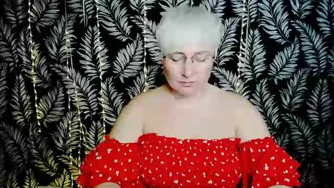 Snapshot of oliviaoskar_ chatting on July 2026 10:11:02 AM Kelly online show from July 2026 10:11:02 AM