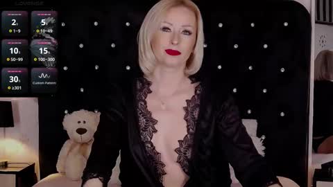 Olivia online show from March 2025 11:19:01 AM