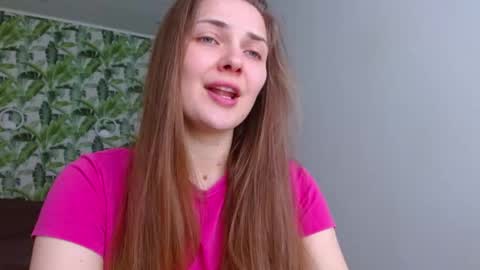 Olivia online show from April 2026 04:22:01 AM