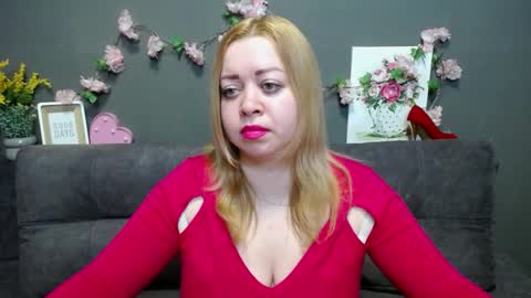Oliviaverr online show from January 2026 04:45:01 PM