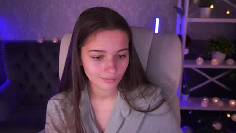 Olivia online show from December 2024 09:43:02 AM