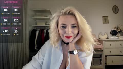 ollalla7 online show from November 2025 07:14:01 PM