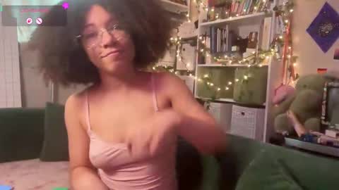 olly online show from March 2026 07:40:01 PM