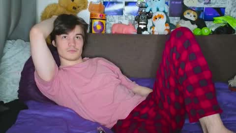 Tony online show from October 2025 09:17:02 PM