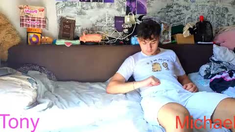 Snapshot of ololkd chatting on June 2026 08:17:01 AM Tony online show from June 2026 08:17:01 AM