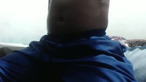 OlySantos online show from February 2025 07:00:01 PM