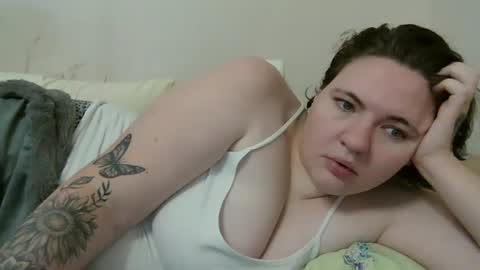 Snapshot of olyafire chatting on January 2025 01:41:02 PM OlyaFire online show from January 2025 01:41:02 PM