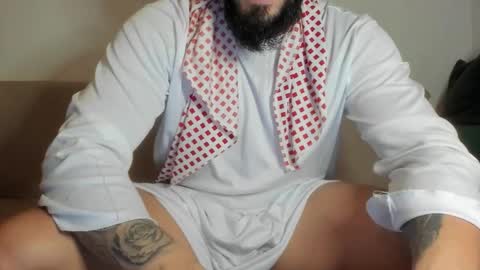 Snapshot of omar_xoxo chatting on November 2025 07:30:02 AM Omar online show from November 2025 07:30:02 AM