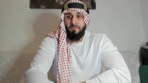 Snapshot of omar_xoxo chatting on November 2025 09:06:02 PM Omar online show from November 2025 09:06:02 PM