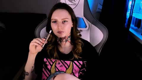 on_yxxx online show from December 2024 03:44:01 PM