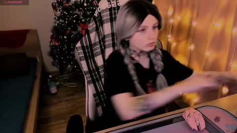 on_yxxx online show from February 2025 08:22:01 PM