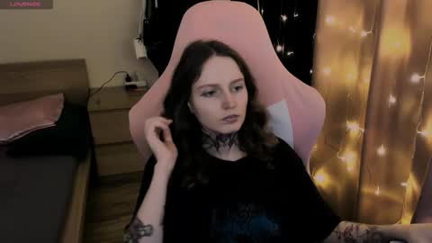 on_yxxx online show from October 2025 09:15:02 PM