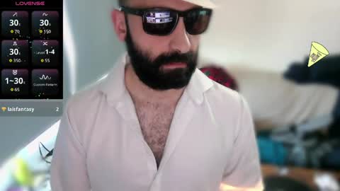 Snapshot of ona_nisme chatting on May 2026 05:12:01 AM ona nisme online show from May 2026 05:12:01 AM