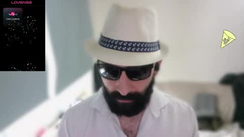 Snapshot of ona_nisme chatting on May 2026 05:19:02 PM ona nisme online show from May 2026 05:19:02 PM