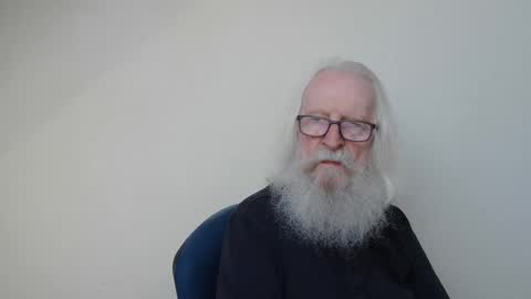 Snapshot of onanister chatting on May 2026 06:52:01 AM Somewhere over the rainbow online show from May 2026 06:52:01 AM