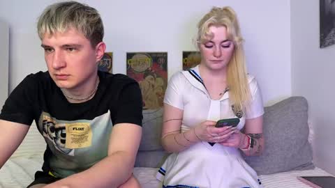 couple Lu sexy chick in middle and Jimmyblonde our friend Brianglasses online show from March 2025 01:17:02 PM