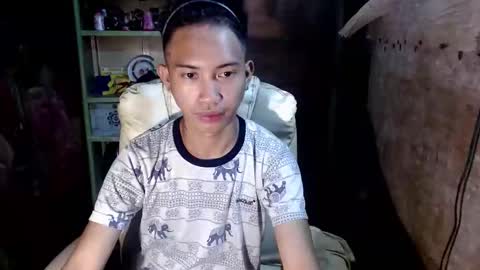 Snapshot of onebigloadxxx chatting on January 2025 12:02:02 PM Wyn Will serve you and be your slave online show from January 2025 12:02:02 PM