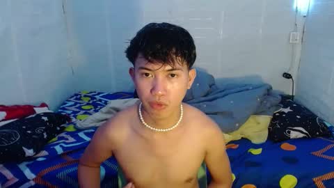 Snapshot of onebigloadxxx chatting on December 2025 04:25:01 PM Wyn Will serve you and be your slave online show from December 2025 04:25:01 PM