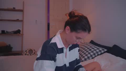 Snapshot of onelittlemermaid chatting on February 2025 11:15:01 PM Ariel online show from February 2025 11:15:01 PM