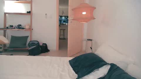 Snapshot of onelittlemermaid chatting on November 2025 11:18:02 PM Ariel online show from November 2025 11:18:02 PM