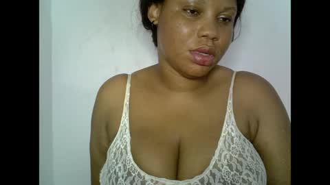 Snapshot of oneofdbestchubbygaloncb chatting on April 2026 06:38:01 AM oneofdbestchubbygaloncb online show from April 2026 06:38:01 AM