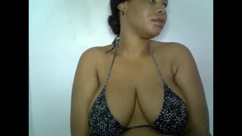 Snapshot of oneofdbestchubbygaloncb chatting on May 2026 04:11:01 PM oneofdbestchubbygaloncb online show from May 2026 04:11:01 PM