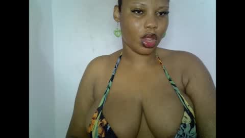 Snapshot of oneofdbestchubbygaloncb chatting on May 2026 03:17:01 PM oneofdbestchubbygaloncb online show from May 2026 03:17:01 PM