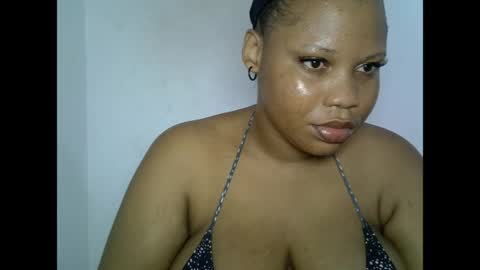 Snapshot of oneofdbestchubbygaloncb chatting on May 2026 03:45:02 AM oneofdbestchubbygaloncb online show from May 2026 03:45:02 AM