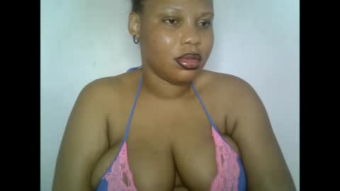 Snapshot of oneofdbestchubbygaloncb chatting on May 2026 06:53:01 AM oneofdbestchubbygaloncb online show from May 2026 06:53:01 AM