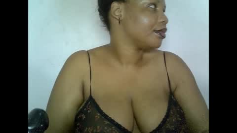 Snapshot of oneofdbestchubbygaloncb chatting on May 2026 03:52:02 PM oneofdbestchubbygaloncb online show from May 2026 03:52:02 PM