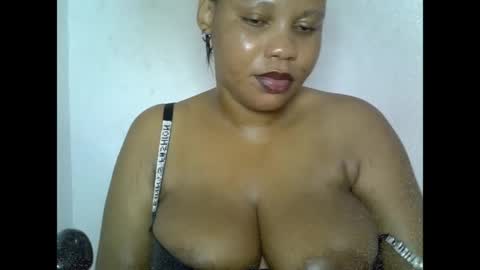 Snapshot of oneofdbestchubbygaloncb chatting on May 2026 06:28:02 PM oneofdbestchubbygaloncb online show from May 2026 06:28:02 PM