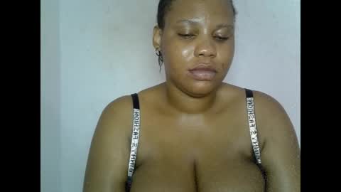Snapshot of oneofdbestchubbygaloncb chatting on May 2026 06:32:01 AM oneofdbestchubbygaloncb online show from May 2026 06:32:01 AM