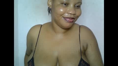 Snapshot of oneofdbestchubbygaloncb chatting on June 2026 06:15:01 AM oneofdbestchubbygaloncb online show from June 2026 06:15:01 AM