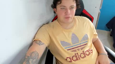 Andres INDEPENDENT MODEL online show from December 2025 05:53:02 PM