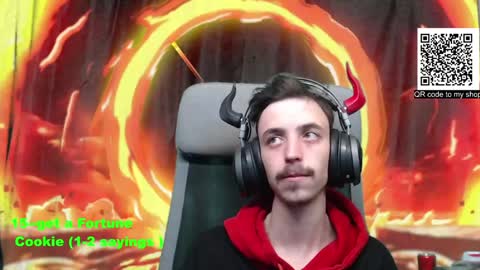 Snapshot of oni_hoshi chatting on December 2024 04:29:02 PM Oni hoshi online show from December 2024 04:29:02 PM