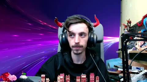 Snapshot of oni_hoshi chatting on December 2025 07:09:01 PM Oni hoshi online show from December 2025 07:09:01 PM