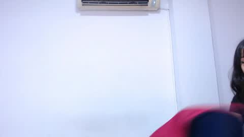 onixandghosty online show from April 2026 07:00:01 PM