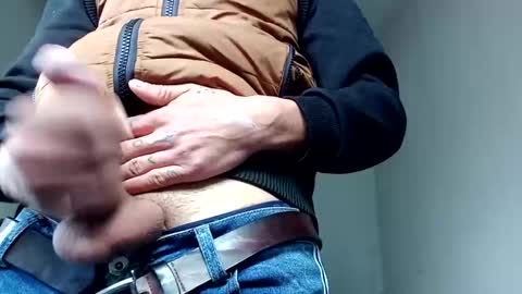 Snapshot of onlinejocuri38 chatting on December 2024 12:05:02 PM onlinejocuri38 online show from December 2024 12:05:02 PM