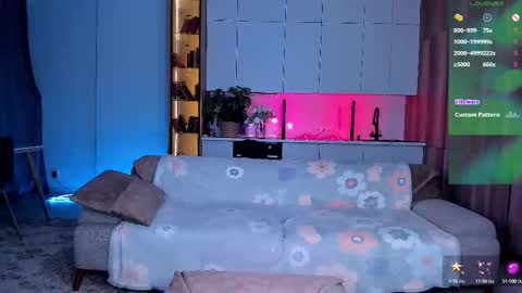 Snapshot of onlycatsss chatting on September 2025 12:32:02 PM Amelia online show from September 2025 12:32:02 PM