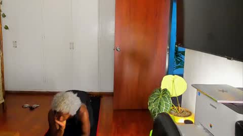 onyxart online show from January 2025 01:09:01 PM