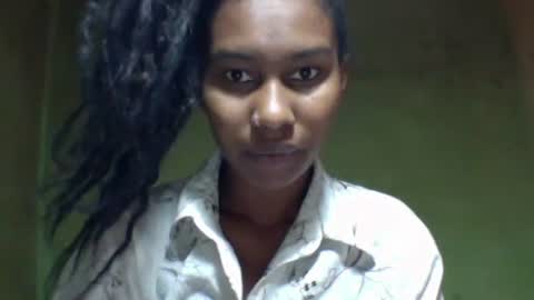 Snapshot of oolyette chatting on October 2025 06:44:01 AM oolyette online show from October 2025 06:44:01 AM