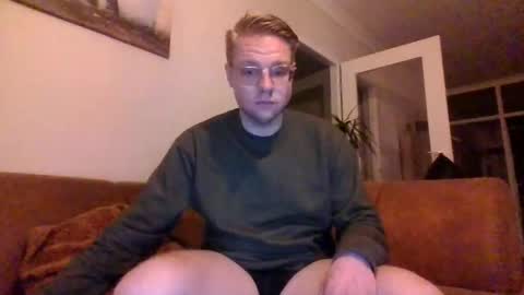 oook5 online show from November 2025 08:36:02 PM