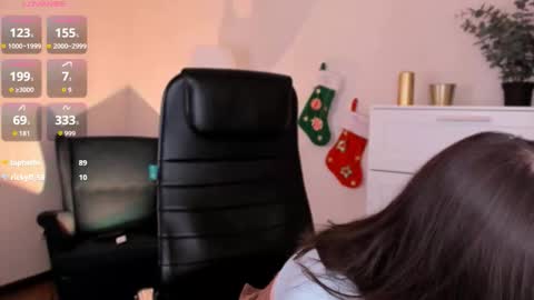  Chloe  follow me  online show from January 2026 02:44:01 PM