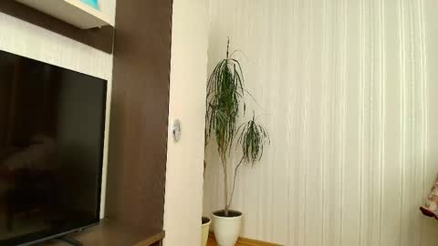 ophelia blue online show from April 2026 12:17:02 PM