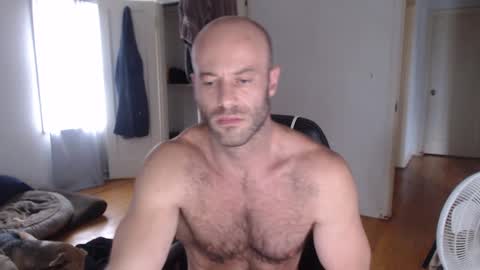 Snapshot of oregon87 chatting on January 2025 09:26:01 PM The Oregon Lumberjack online show from January 2025 09:26:01 PM